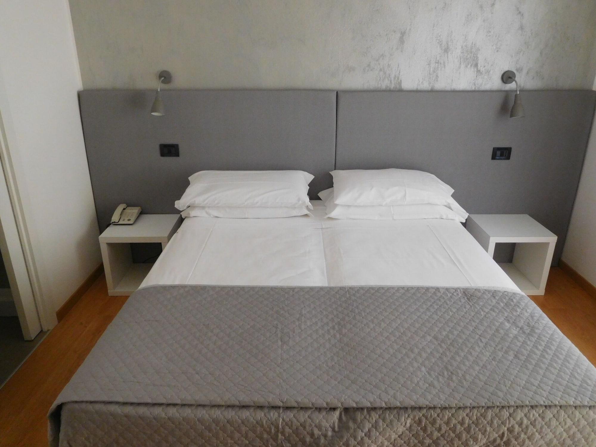 Hotel Emperador Lido di Jesolo Luaran gambar